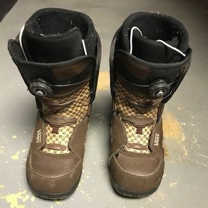 Snowboard Boots